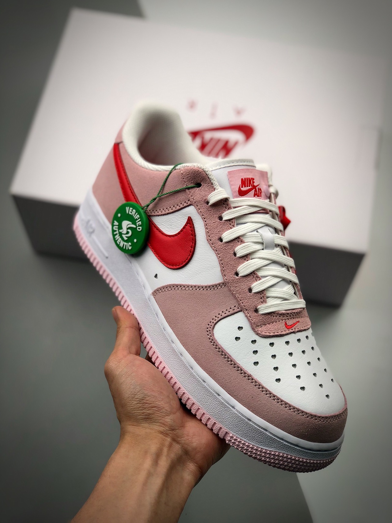 [NIKE] S2 나이키 에어포스1 '07 QS 발렌타인 데이 Valentine·s Day DD03384-600