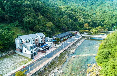 지리산뱀사골리움펜션