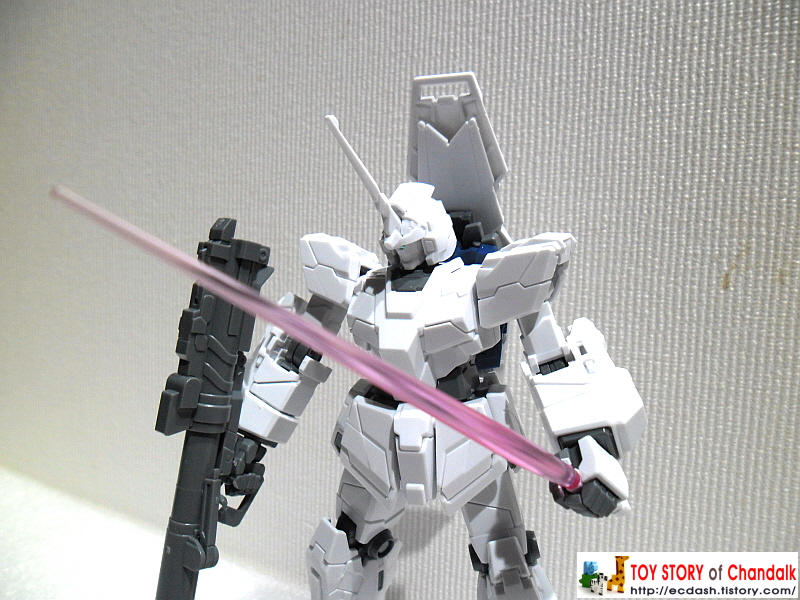 [반다이] BANDAI – HGUC / RX-0 UNICORN GUNDAM [UNICORN MODE] FULL PSYCHO-FRAME PROTOTYPE MOBILE SUIT / 유니콘 건담 [유니콘 모드]