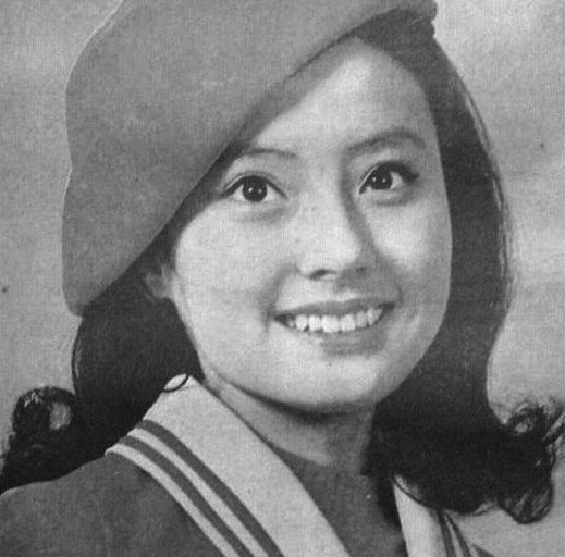 롯데 신격호 회장의 첩 서미경, 받은 재산은 얼마나 될까? (ft. 리즈, 신유미) - 서미경 리즈 롯데 신격호 회장의 첩 서미경, 받은 재산은 얼마나 될까? (ft. 리즈, 신유미) - 서미경 리즈