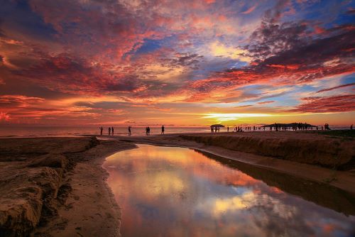 Tanjung Aru Beach