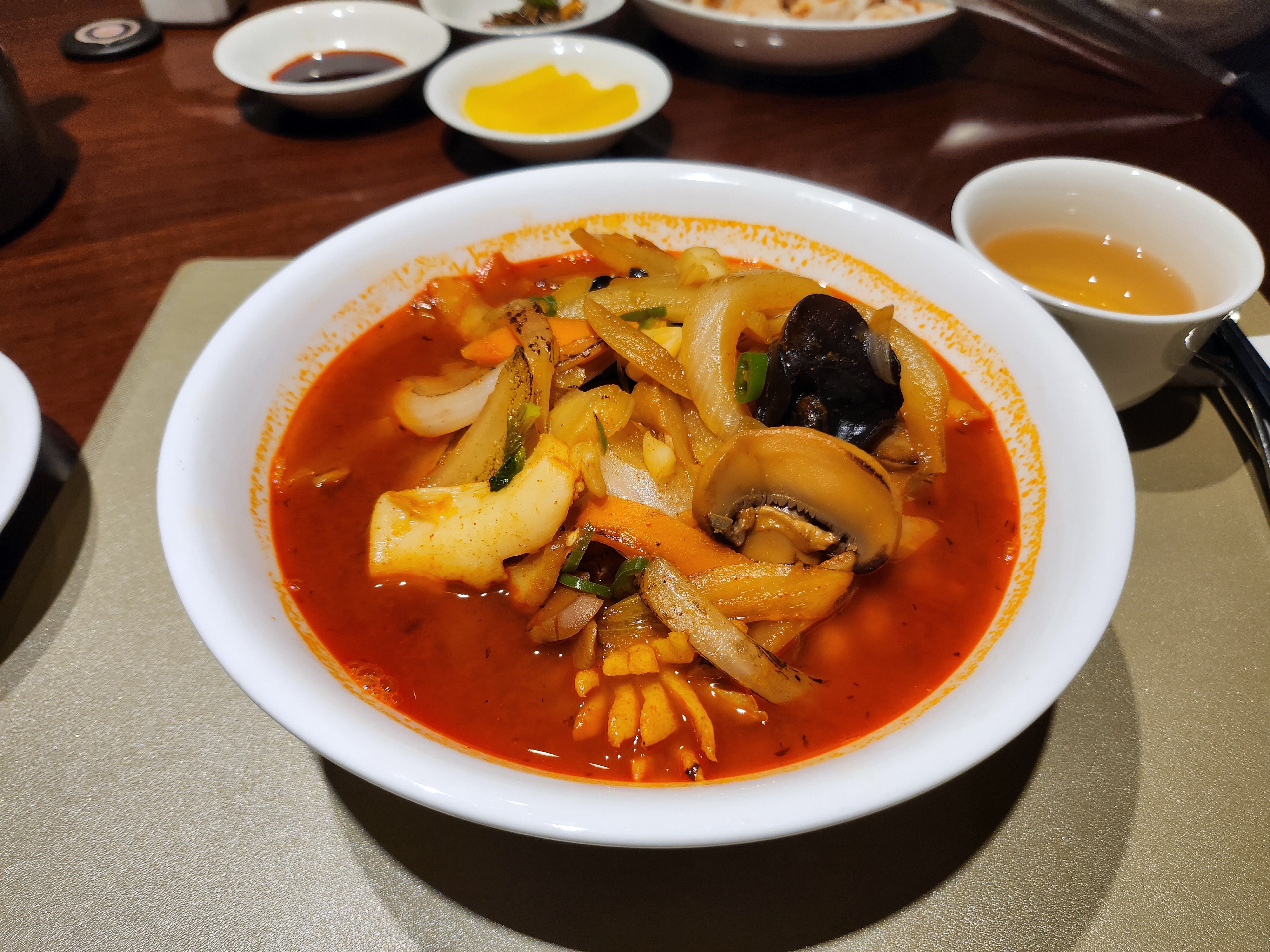 아사랑해물짬뽕 이미지