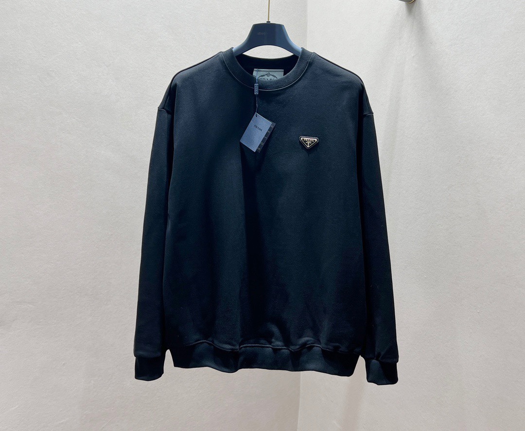 PRADA 프라다 삼각로고 맨투맨 티셔츠 프라다티셔츠 프라다티 프라다로고 명품새삥