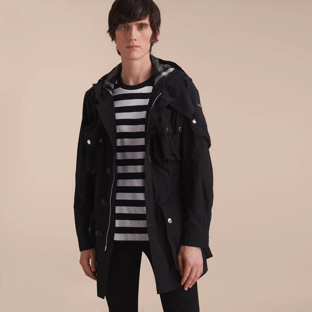  [BURBERRY] 버버리 후드 테크니컬 필드 자켓 4046832