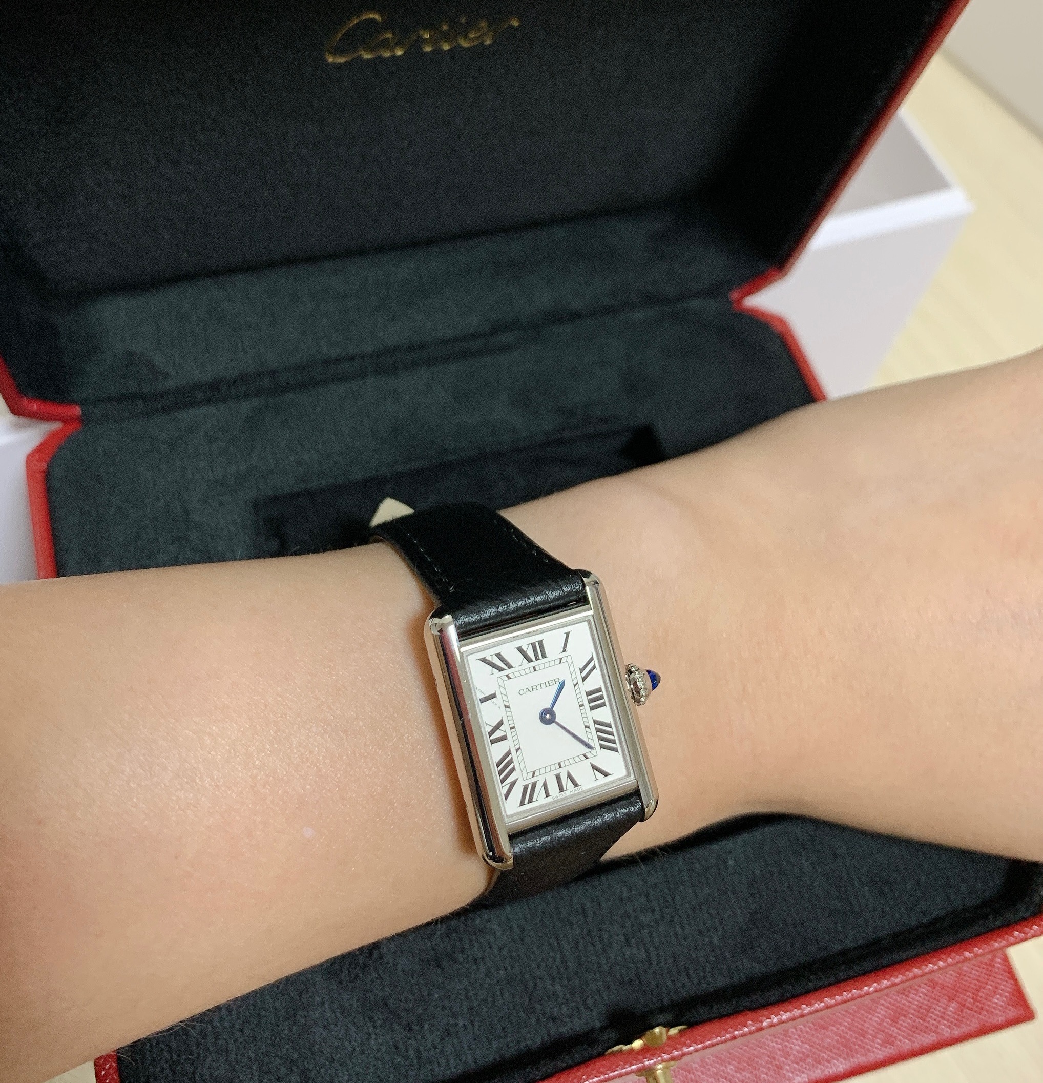  까르띠에 탱크머스트 스몰 온라인 구매후기[Cartier watch](+가격, 파우치, 보증기간등록, 핀버클..)