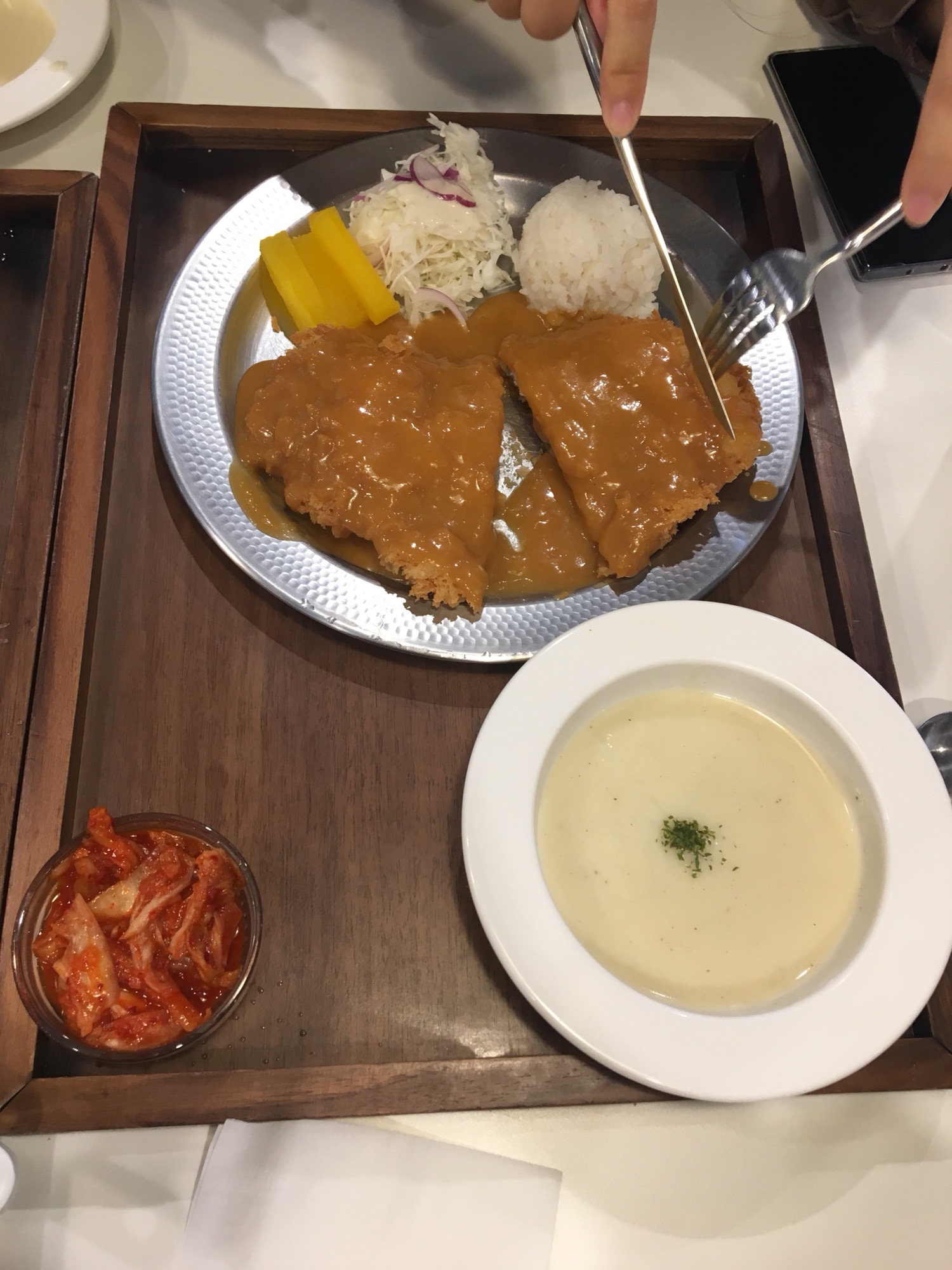 엠브로 돈까스 신촌점 이미지
