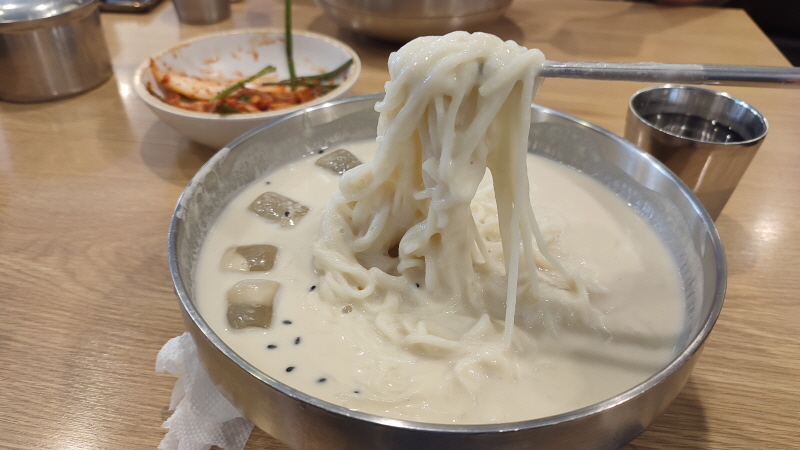  충무로맛집 칼국수맛집 '충무칼국수' 리얼리뷰