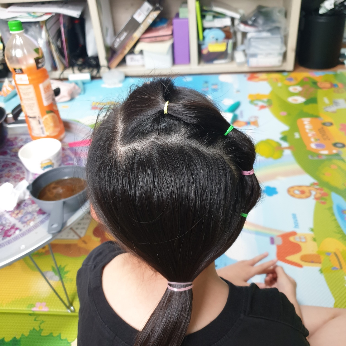 여자 아이 머리 예쁘게 묶기 1단계 여자 아이 머리 예쁘게 묶기 1단계