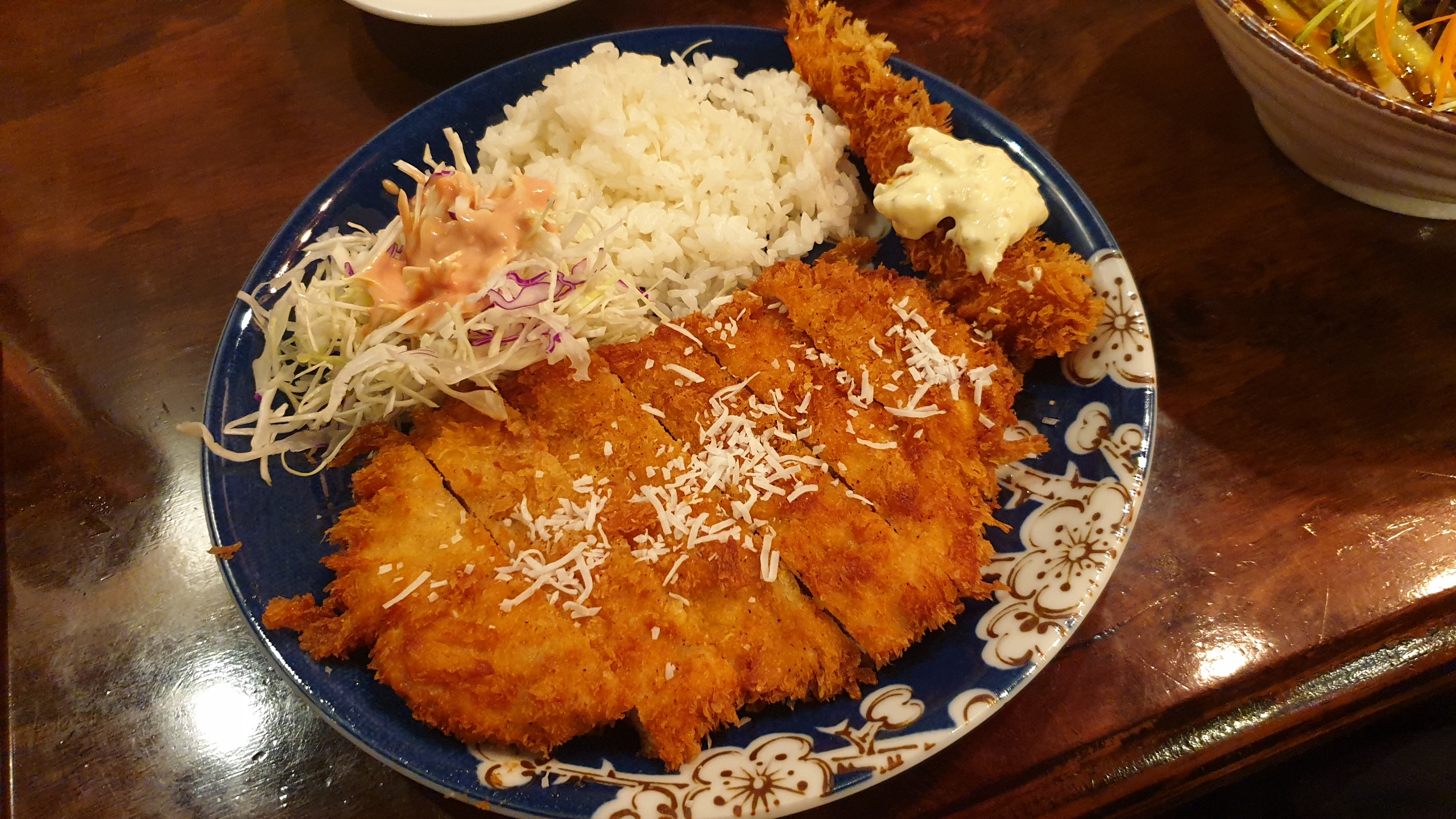  맛과 가성비 모두 만족스러운 수제돈가스 맛집, 강동 리끼다