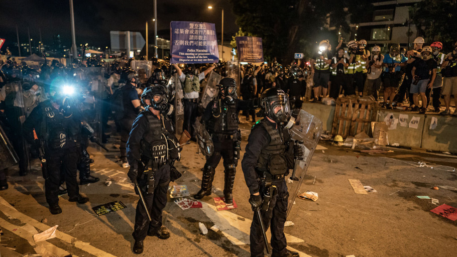  반란(rebellion, 反亂);1212사태,518민주화운동,재세례파,이스터섬,모아이족,시아파,미래파,마르세유 성,신군부,하나회 등.