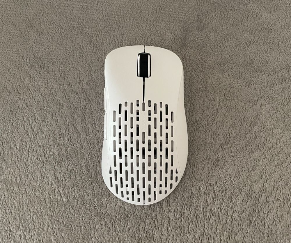 Pulsar Xlite V2 미니 무선 게임용 마우스 검토
