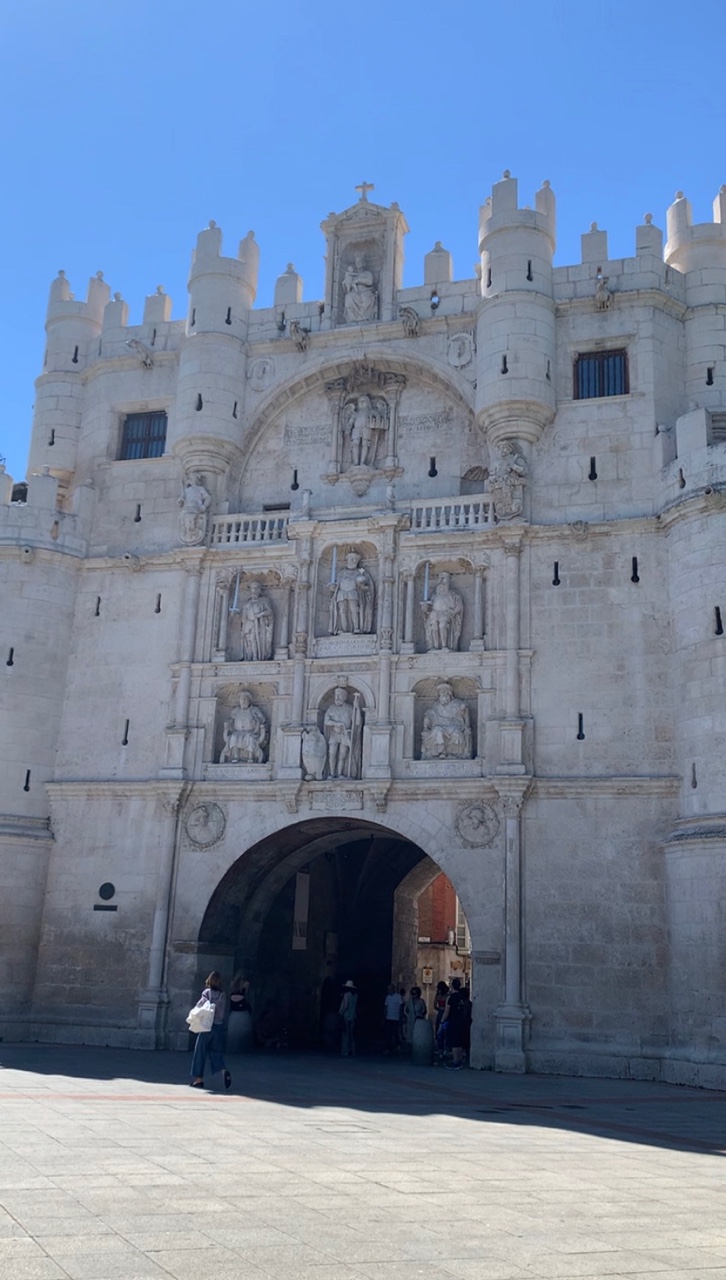 Arco de Santa Maria(부르고스 대성당으로 들어가는 아치문)