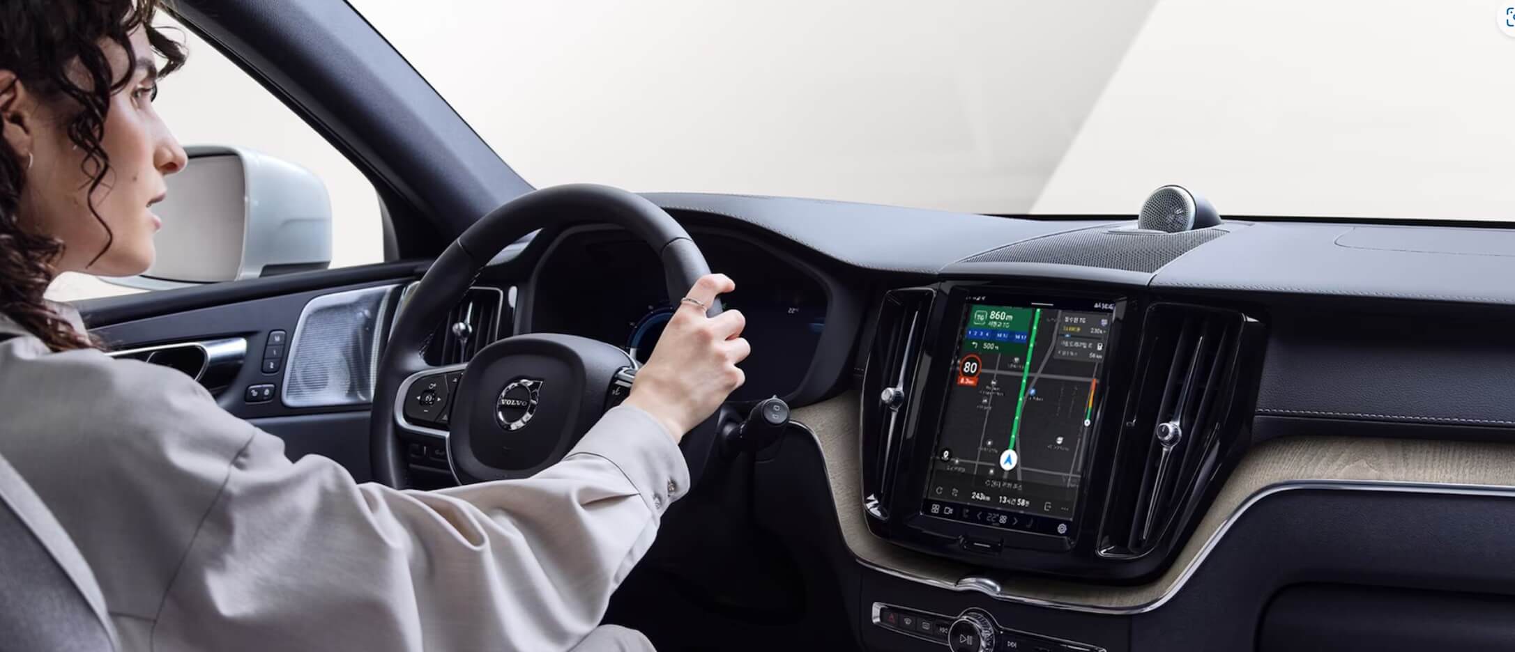 2025 볼보 XC60 페이스리프트 가격 연비는?출고기간까지 총정리!