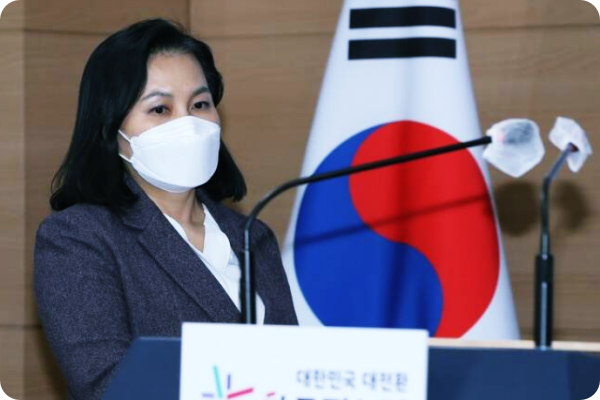  미국 정부 '유명희 사퇴 존중'...나이지리아 WTO 총장 후보 지지