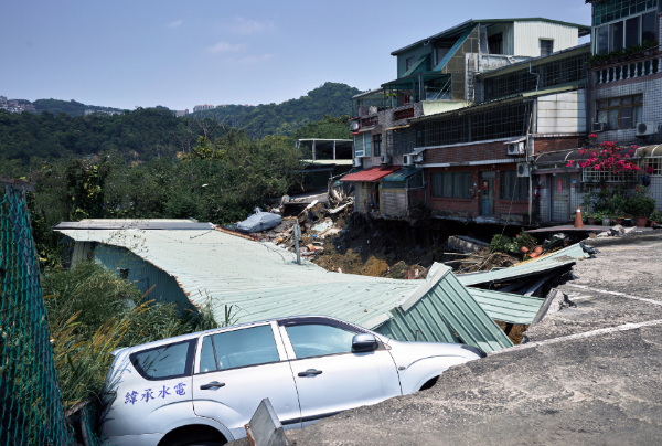 대만-화련시-화련-화롄-2024년-4월3일-규모7.4-대지진-지진-주택-차량-피해-모습