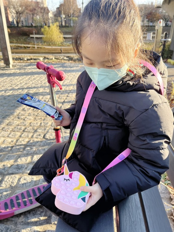 소개(몰랑이, 유니콘 팝잇가방, 필통 등) 문구도매쇼핑몰 아이토빅에서 장만한 문구류 25