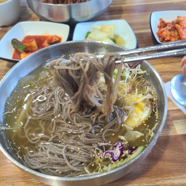 물막국수