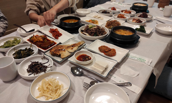  [충주] 수안보온천 후 푸짐한 한상, 향나무집