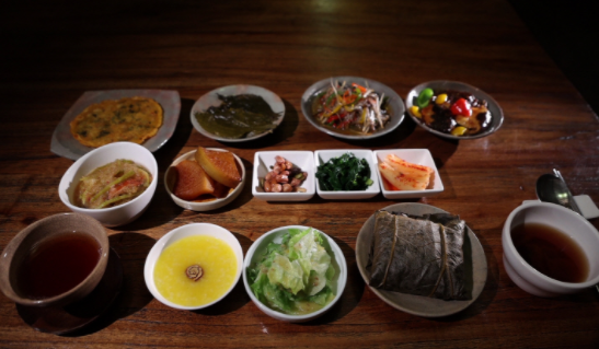  김영철의 동네 한바퀴 서촌 연잎밥 한식집 자연식 식당 사찰음식점 메뉴 가격 연락처 위치 예약 서촌마지