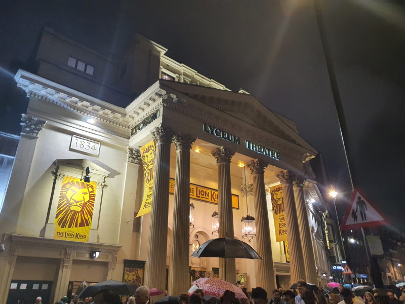 Lyceum-Theatre-야경