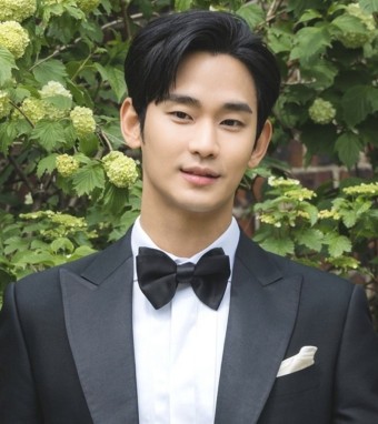 김수현 프로필,나이,키,몸무게,작품활동 김수현 프로필,나이,키,몸무게,작품활동