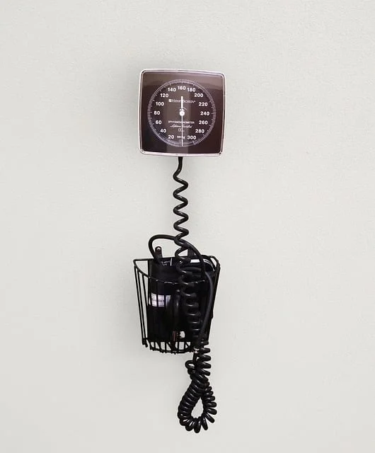 고혈압이란? 원인, 증상, 치료 및 예방 방법