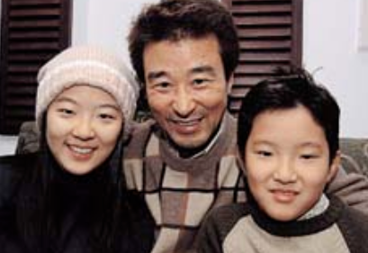홍요섭 하차 이유? (ft. 진짜가 나타났다, 부인과 자녀, 아버지, 근황) - 홍효섭 - 홍여섭의 아내와 자녀 홍요섭 하차 이유? (ft. 진짜가 나타났다, 부인과 자녀, 아버지, 근황) - 홍효섭 - 홍여섭의 아내와 자녀