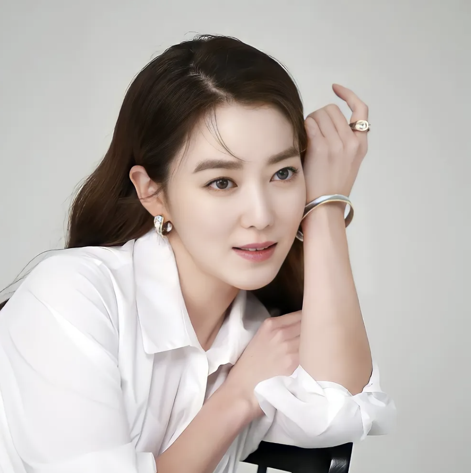  배우 이소연 프로필 정보 - 나이 학력 데뷔 작품 활동 가족관계 SNS 등
