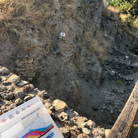 7일차 1편 :: 트로이 목마&트로이 유적지, 고등어케밥 2019. 8. 15. 댜든이의 터키 가족여행 16