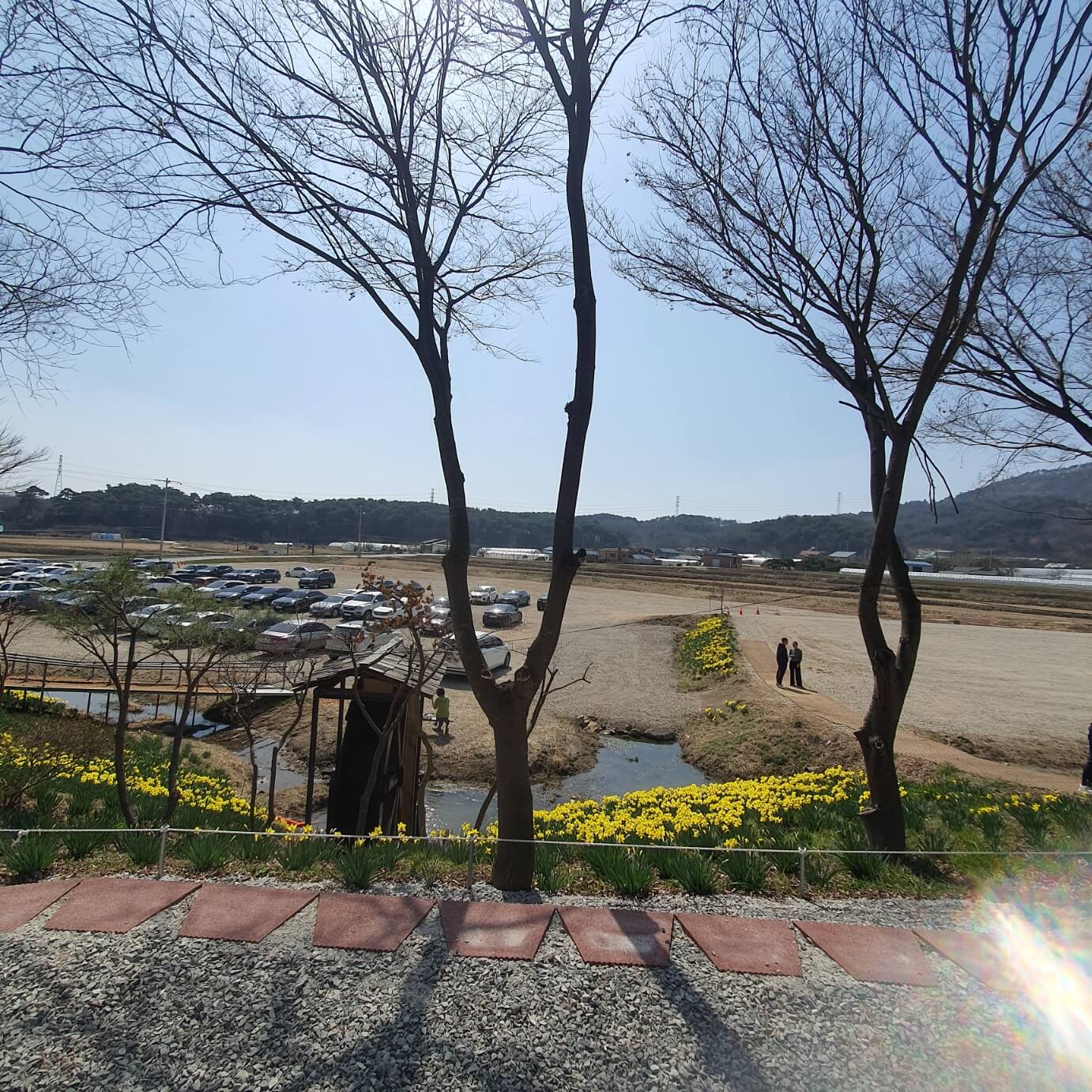 서산유기방하우스 주차장