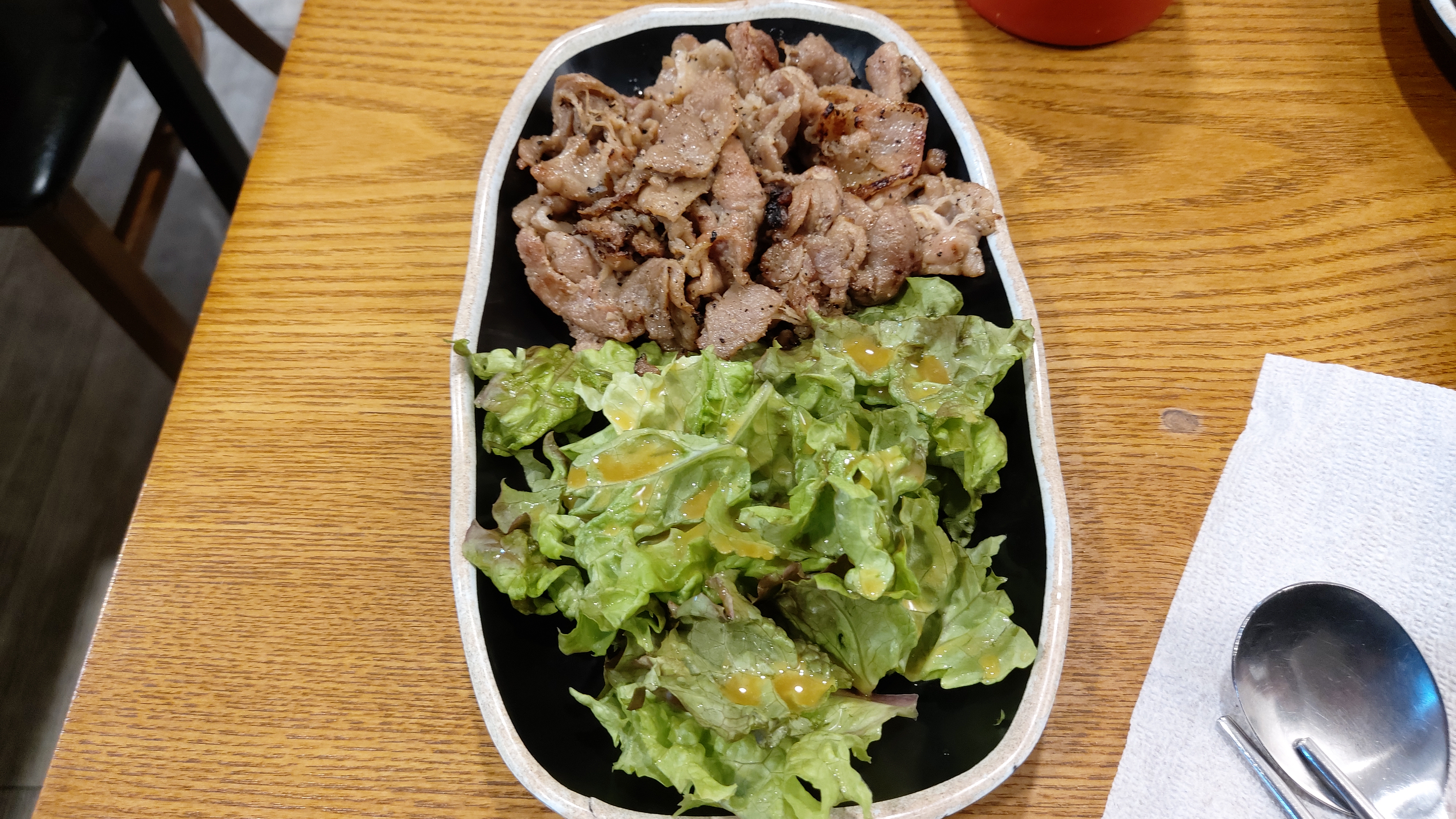 고기밥상 이미지