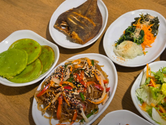 생생정보 장PD의 AI여행 울산 미역국 솥밥 맛집