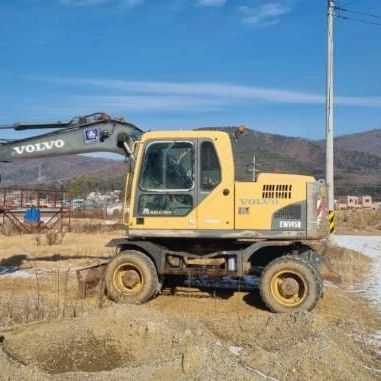  볼보 EW145B 2010년식 4000만원 판매합니다.