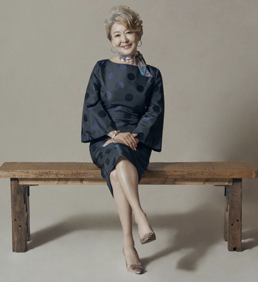 윤석화7