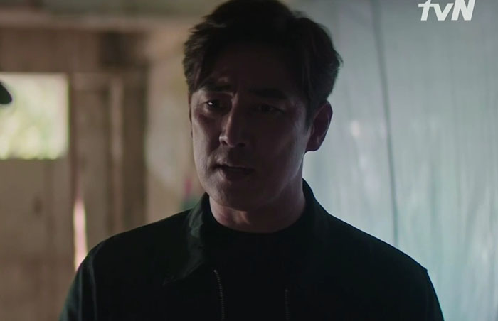  더 로드: 1의 비극 형사 심석훈 역의 김성수
