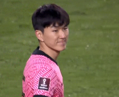 한국 VS UAE 아랍에미리트 손흥민 원더 드리블 코리안 사비 황인범 타겟터 조규성 활약 경기 결과 하이라이트 움짤 동영상. 한국 VS UAE 아랍에미리트 손흥민 원더 드리블 코리안 사비 황인범 타겟터 조규성 활약 경기 결과 하이라이트 움짤 동영상.