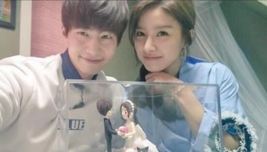  김소은 송재림 열애설 나이차이 도쿄데이트에서 딱 걸렸다