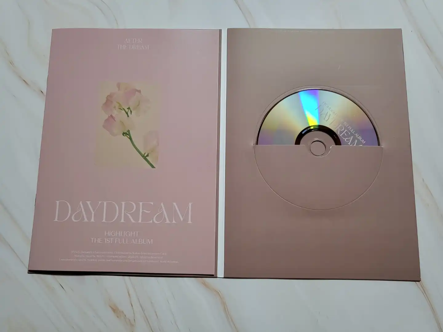 After_the_Dream_가사집_CD