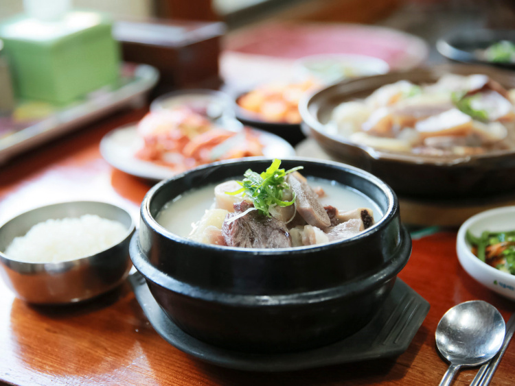  6시내고향 경기도 안성 설렁탕 고향 노포 맛집 장소 위치 인터넷 택배 주문 정보