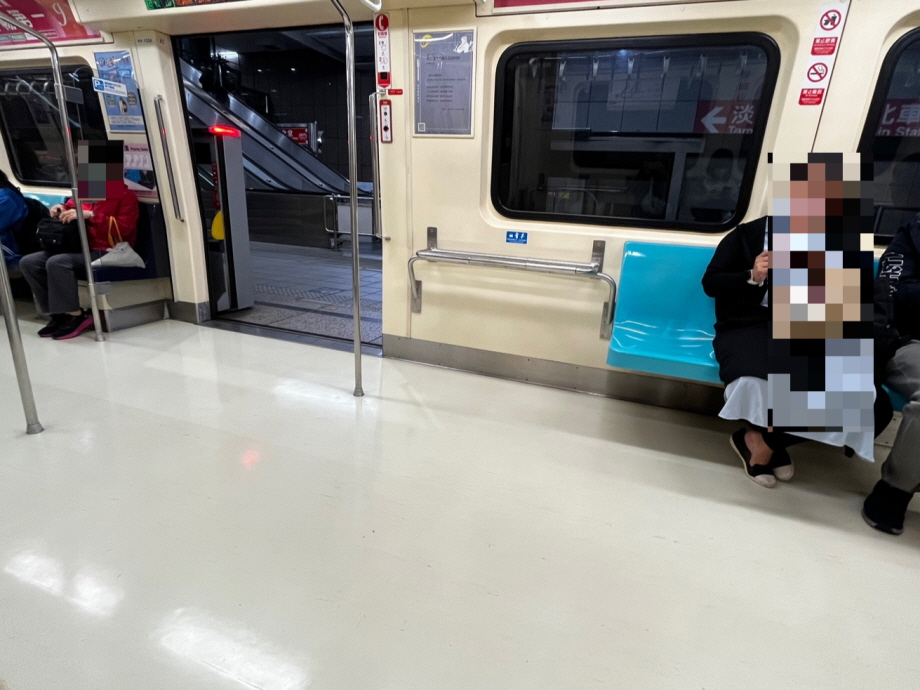 대만 지하철 내부 사진