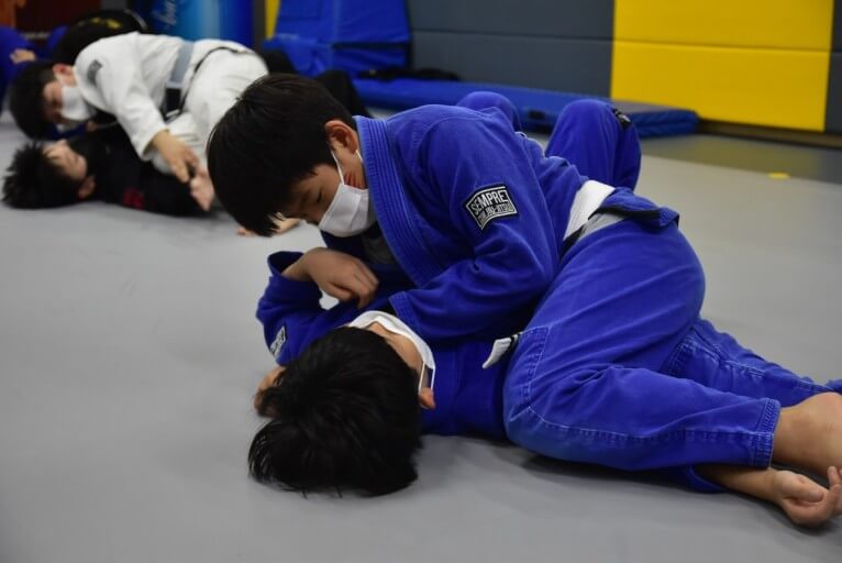  당장 주짓수를 시작해야하는 이유 다이어트 팀매드 태권도 체육관 도장 여성 호신술