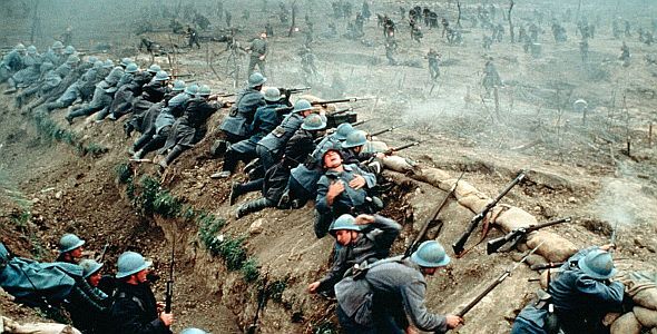 서부전선 이상없다(1979) 중 프랑스군을 공격하는 독일군 장면