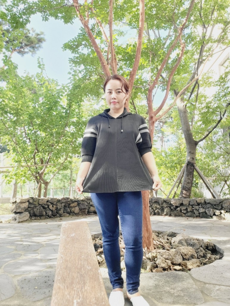 트레이닝 스타일이 살아나는 40대 여성의류 쇼핑몰 알로하 플리츠 14