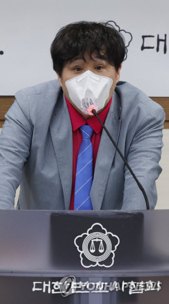  서민 교수 폭탄발언 "좌파들 尹 취임하자마자 '탄핵' 꺼내..이젠 '촛불' 든단다"