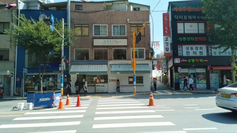  성수동 밀도 높은 시나몬 큐브식빵 빵순이 장도연빵집 으로 유명해요