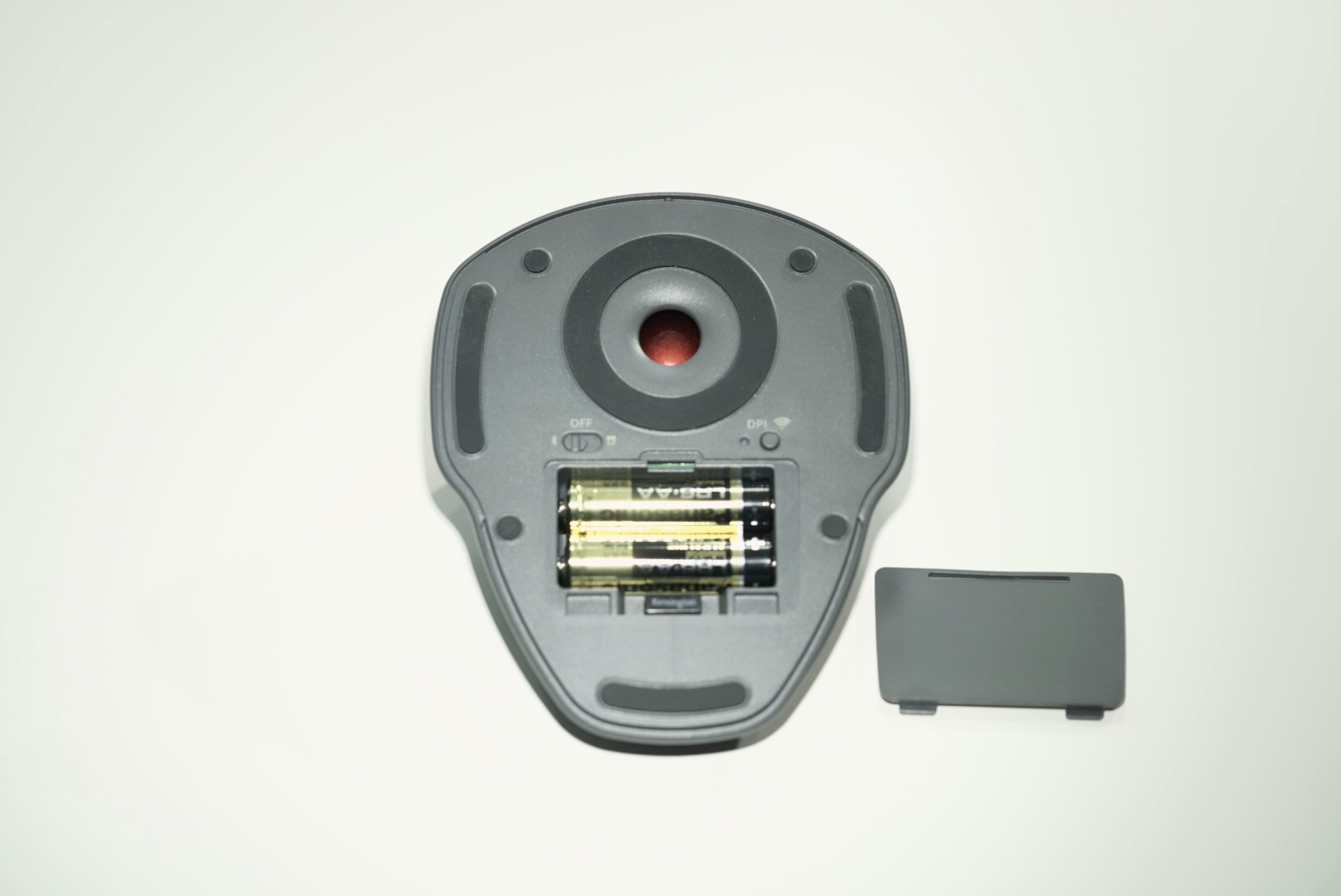 켄싱턴 오르빗 무선 트랙볼 마우스 뒷면2