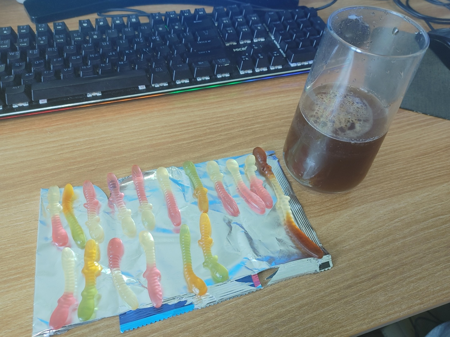  [왕꿈틀이] 추억의 맛 왕꿈틀이!! 몇 개 들어있을까요?