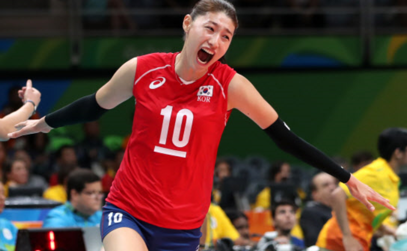  김연경이 지금껏 받은 찬사, 헌사모음, 100년에 한 번 나올까 말까 한 선수, 올타임레전드, 학폭 척결자 다꼬나이트 이다영까지