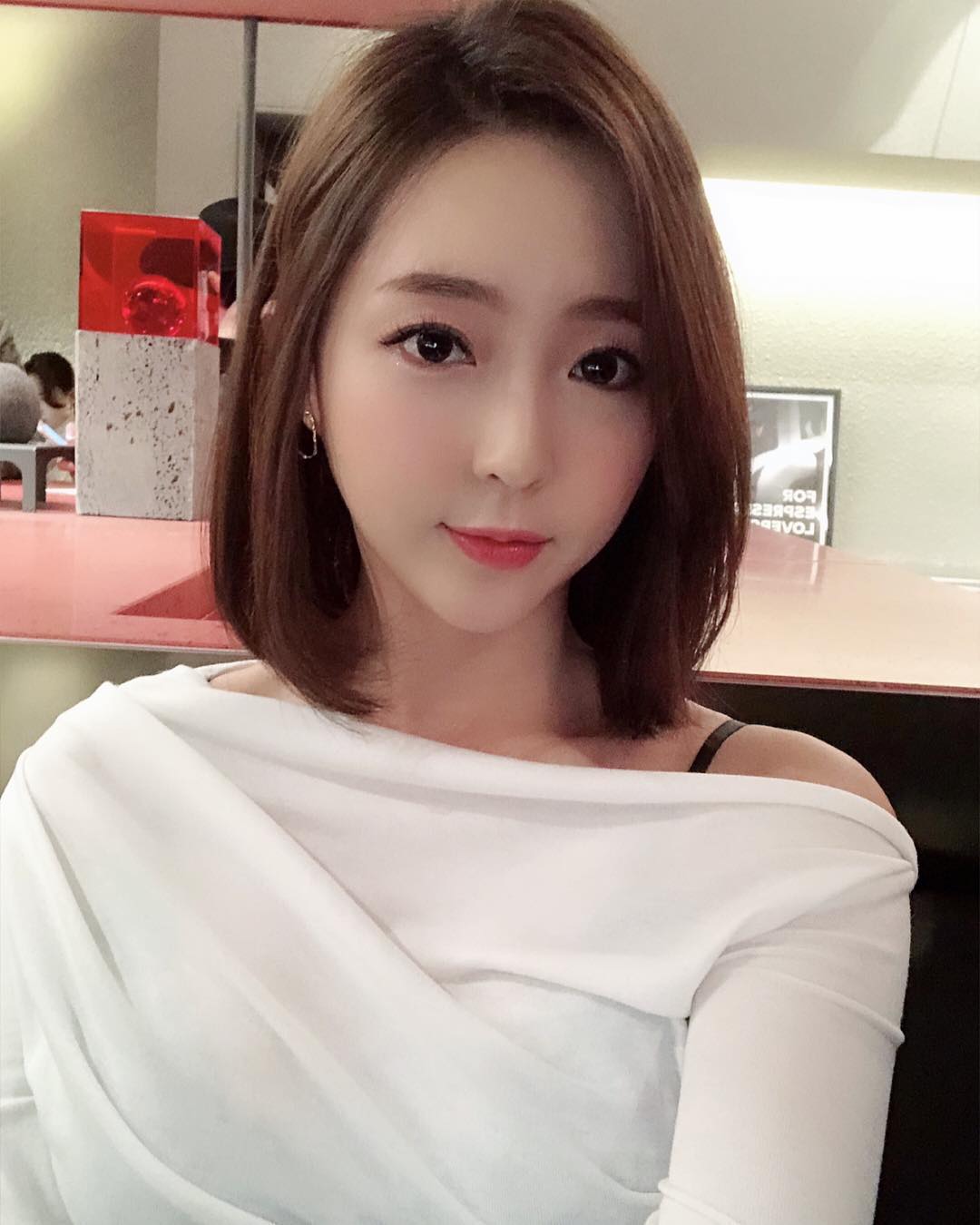  글래머러스한 몸매의 머슬퀸 우정원
