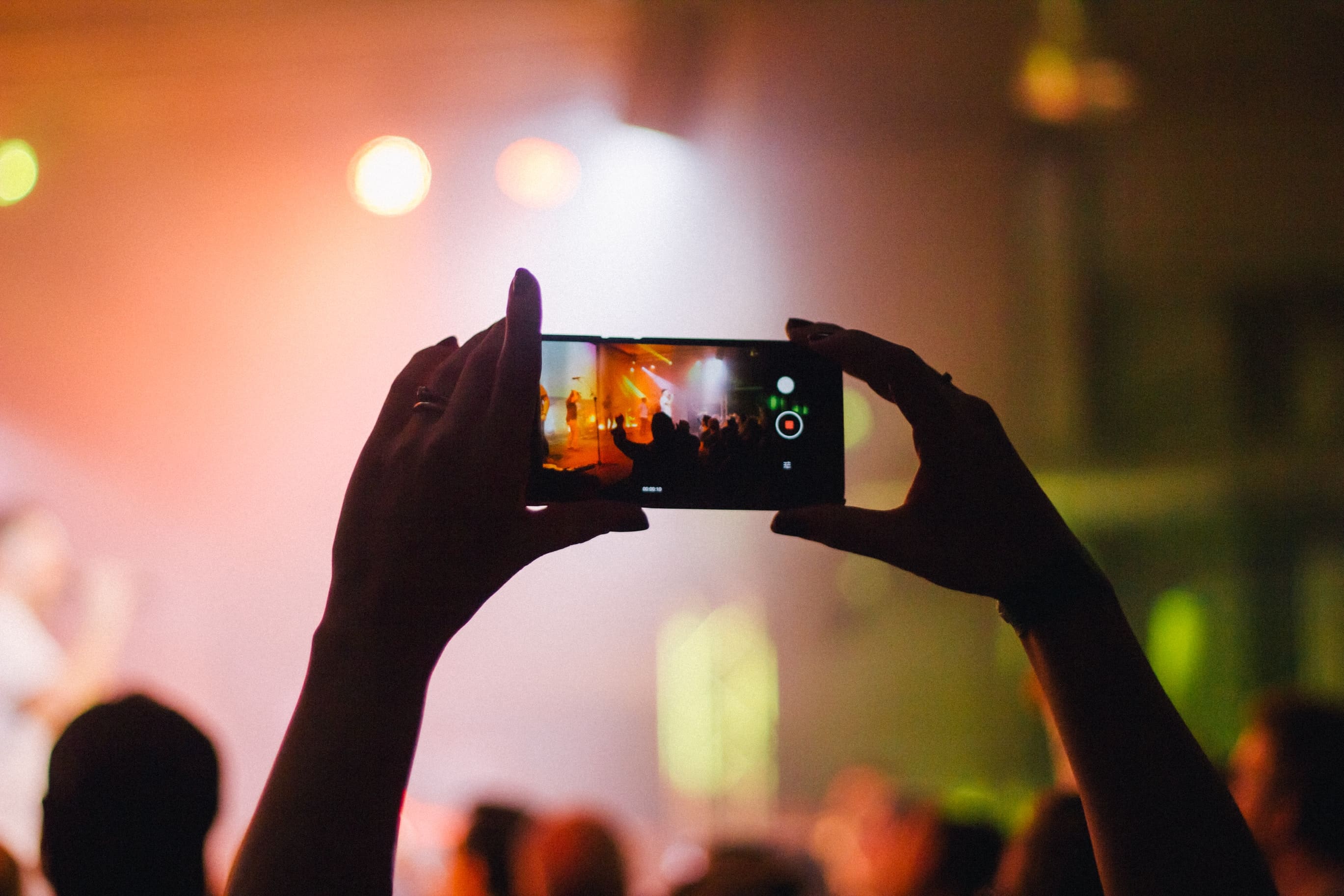 smartphone live streaming